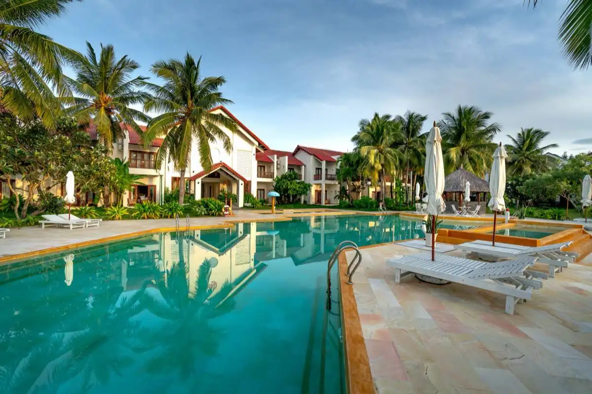 Pool Remodeling & Renovation in Hialeah, FL